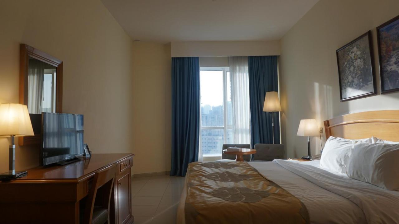 Aparthotel Golden Tulip Sharjah Exterior foto