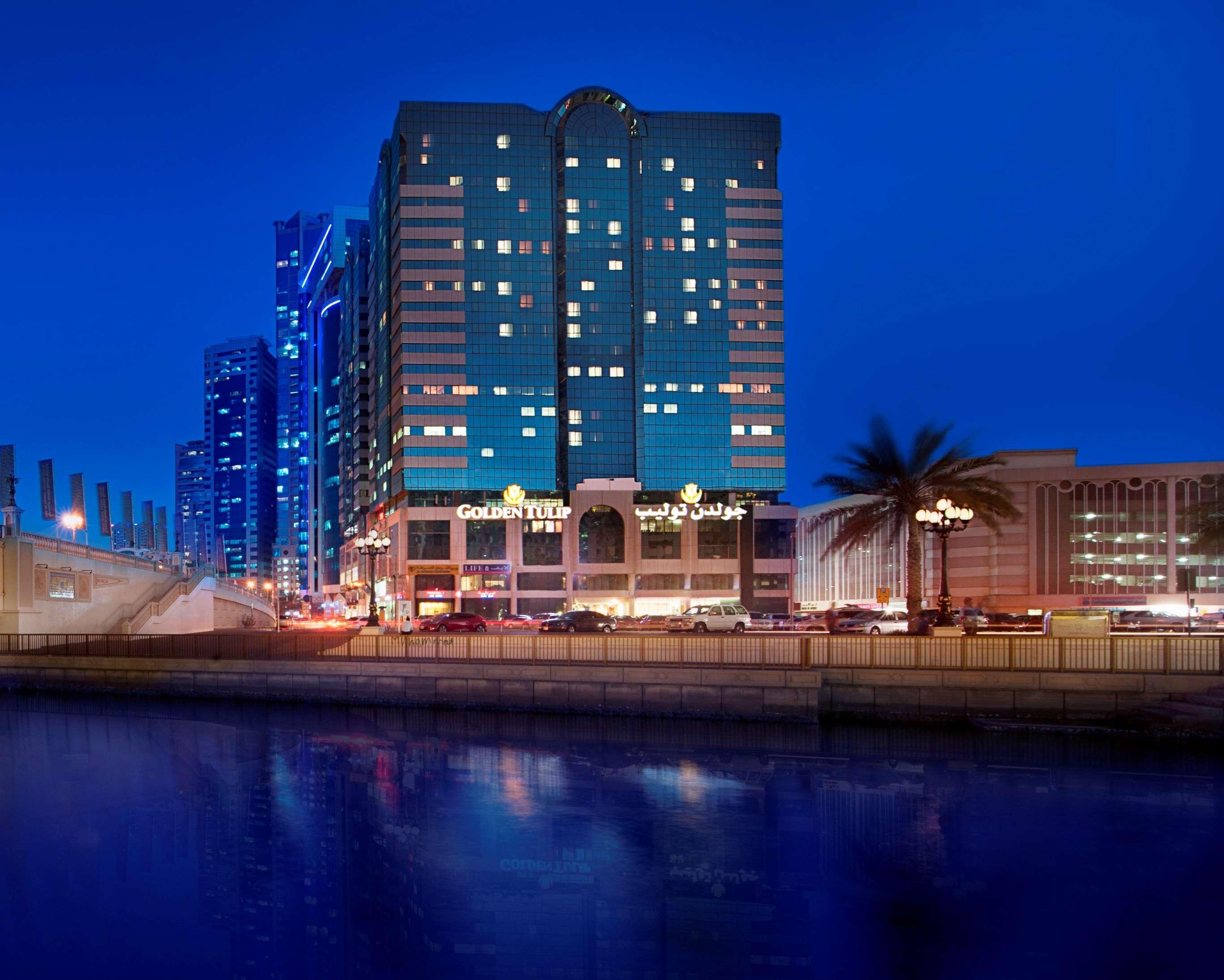 Aparthotel Golden Tulip Sharjah Exterior foto
