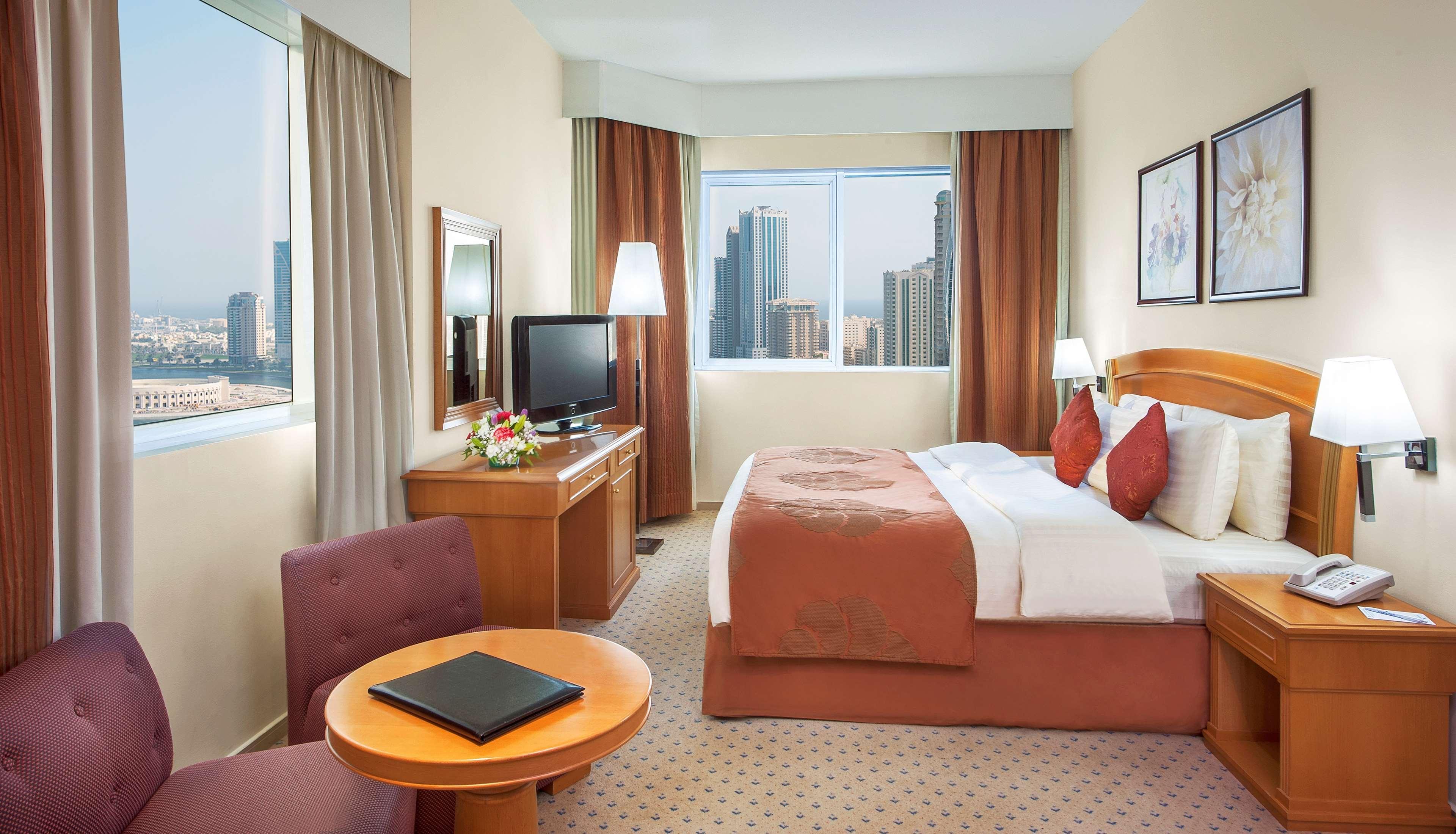 Aparthotel Golden Tulip Sharjah Exterior foto