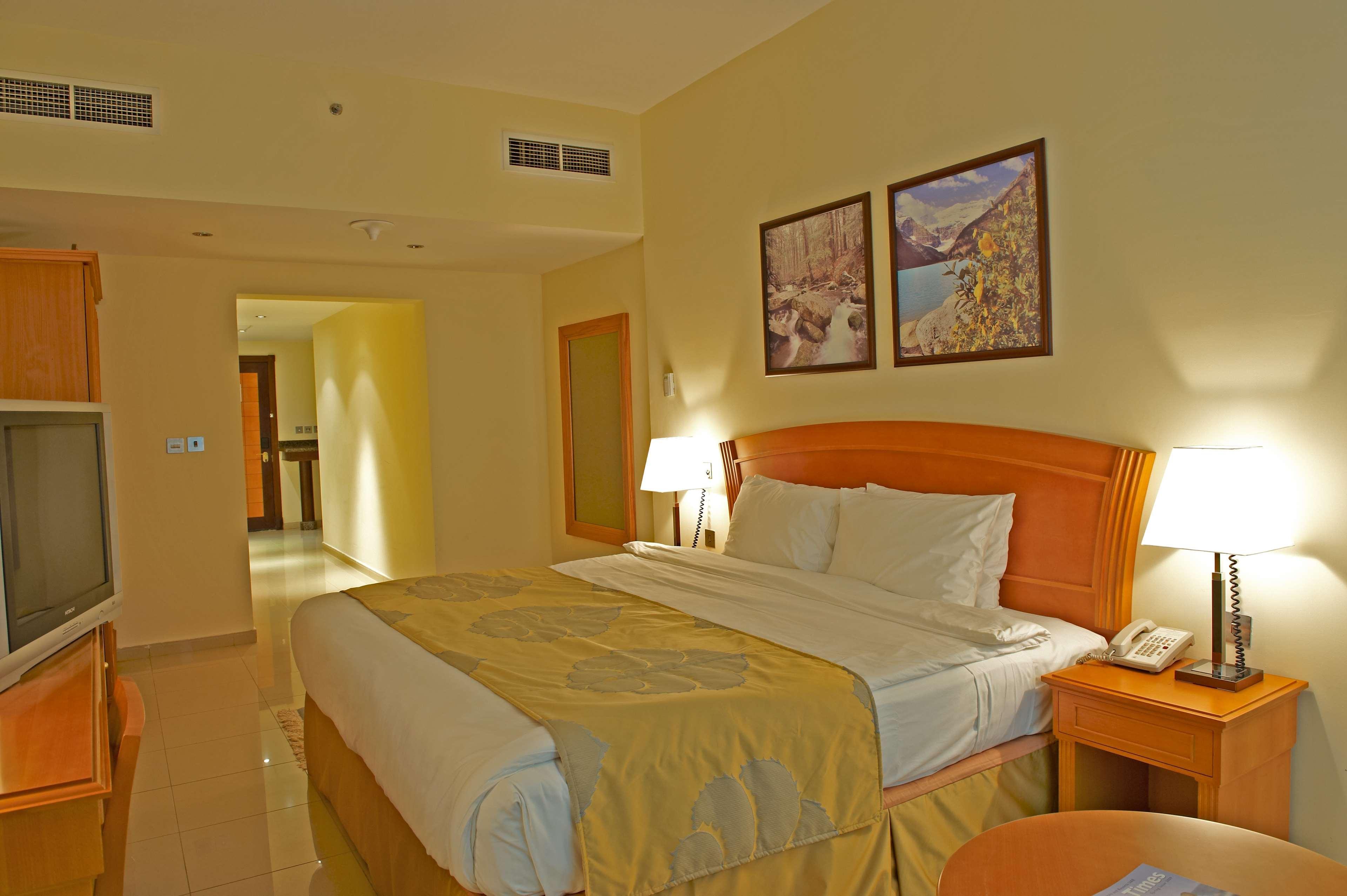 Aparthotel Golden Tulip Sharjah Exterior foto
