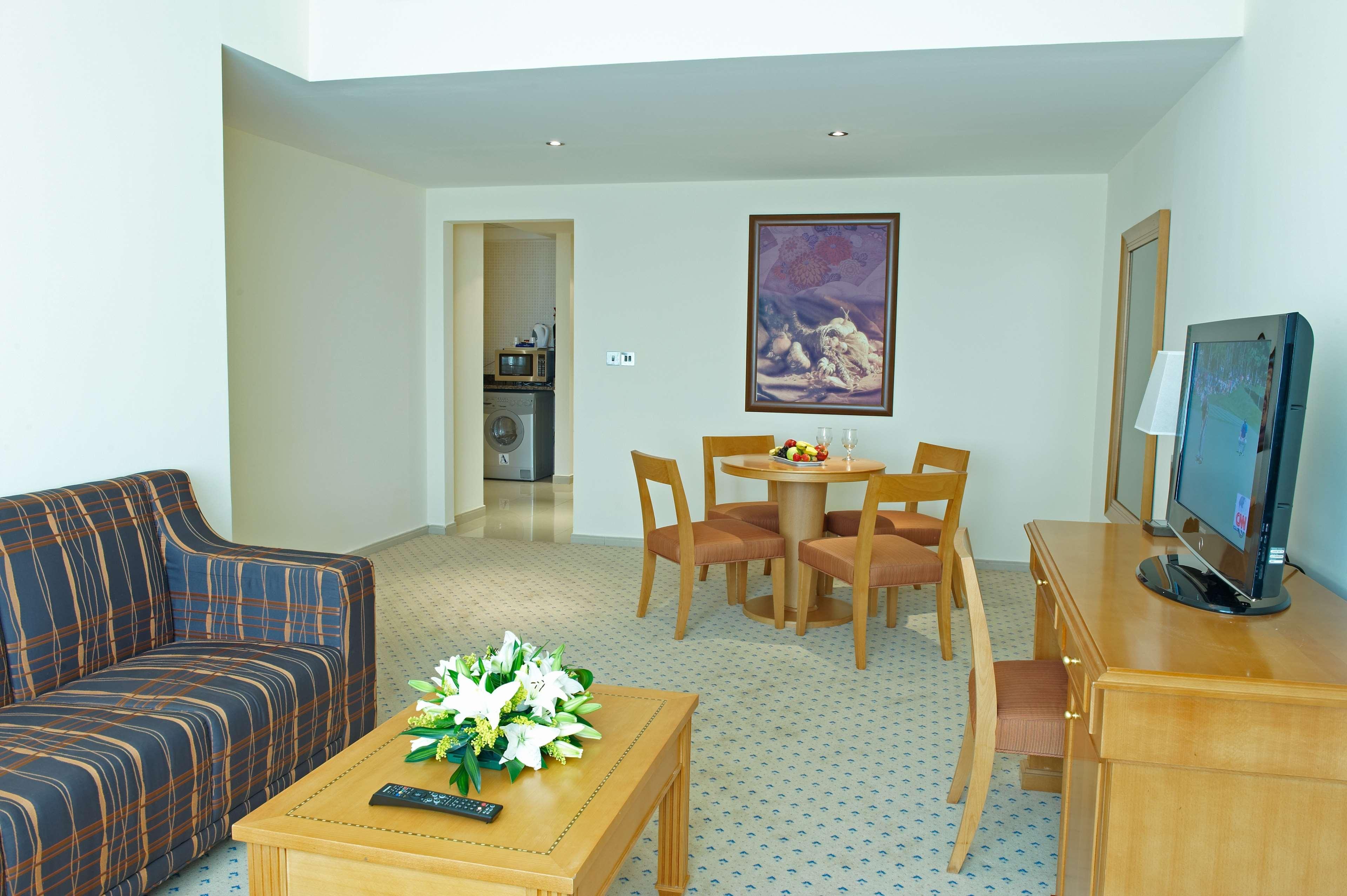 Aparthotel Golden Tulip Sharjah Exterior foto
