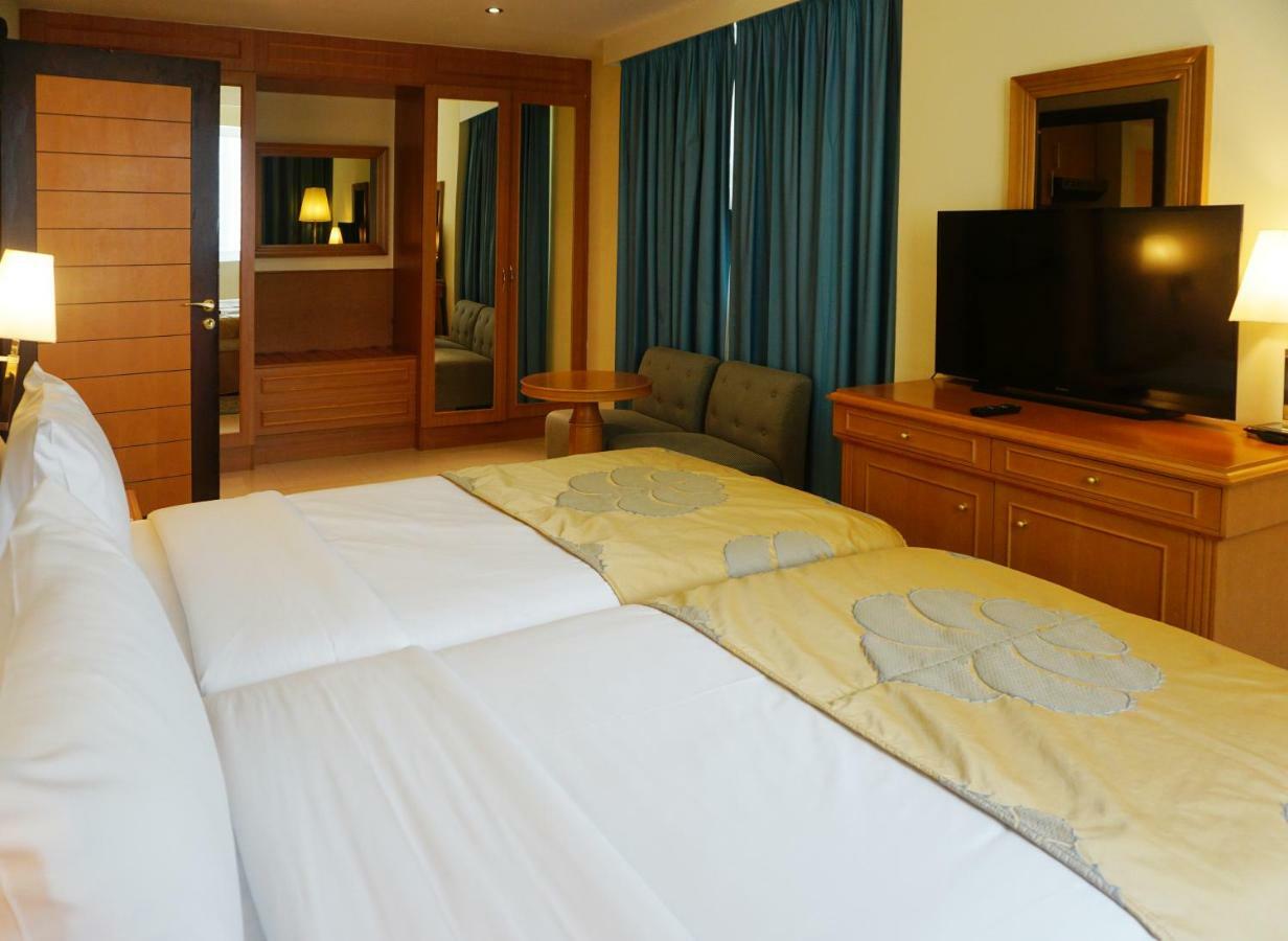 Aparthotel Golden Tulip Sharjah Exterior foto